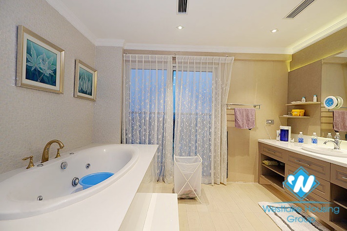 Gorgeous L building apartment for rent in Ciputra, Tay Ho, Hanoi